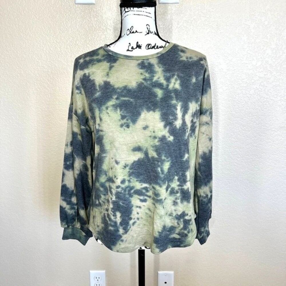 Workshop Republic Clothing green sweatshirt  tonal blotted tie dye top size S